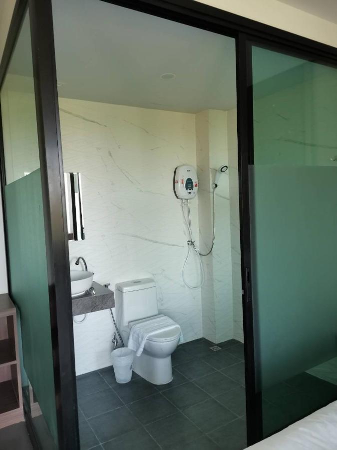 Yamin Seaview Hotel Phuket Dış mekan fotoğraf