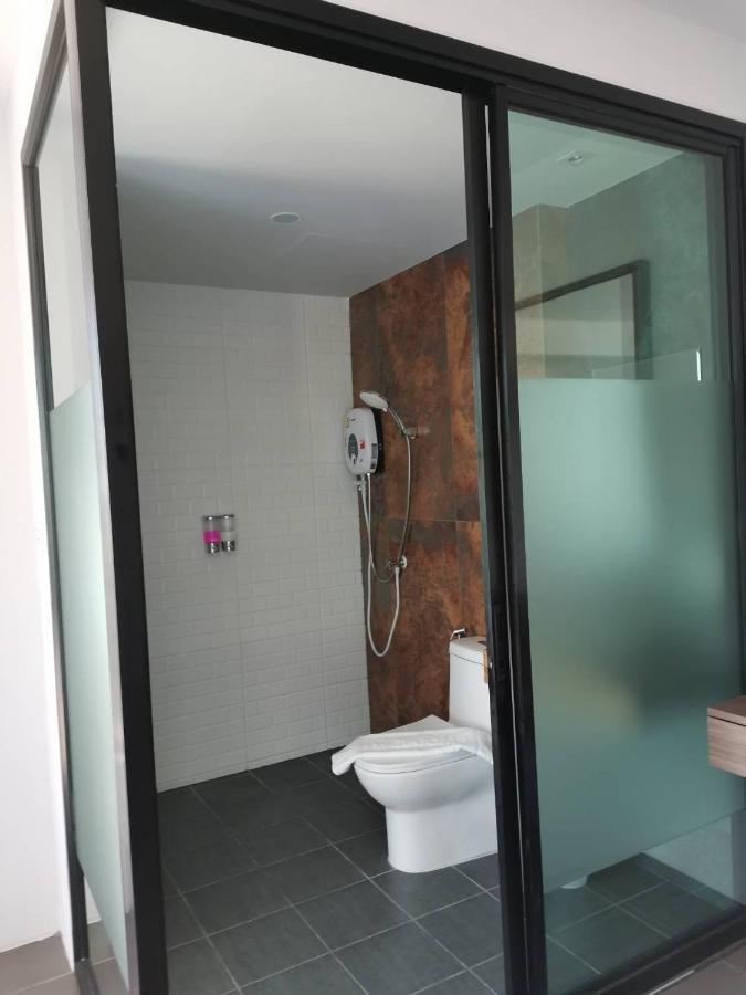 Yamin Seaview Hotel Phuket Dış mekan fotoğraf