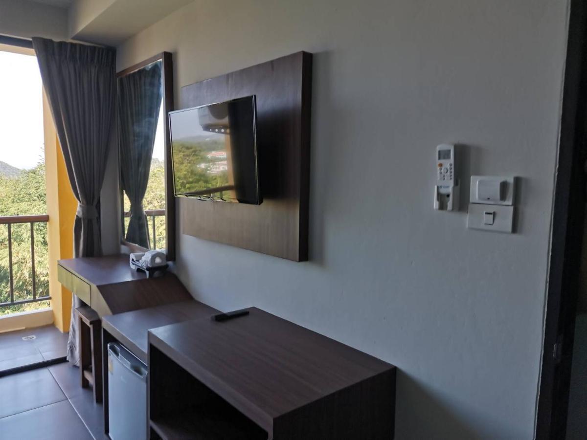 Yamin Seaview Hotel Phuket Dış mekan fotoğraf